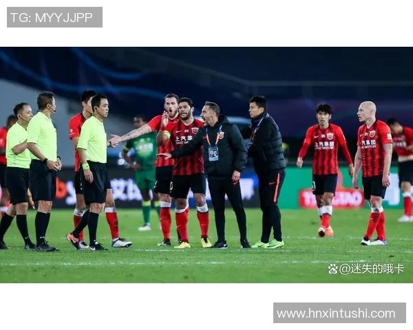 国安与上港激战正酣期待26轮精彩对决引发球迷热议