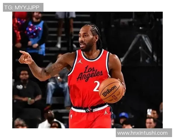 快船与勇士激战11月13日NBA赛场巅峰对决引发球迷热议