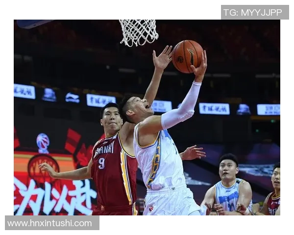 林书豪领衔北京队对决浙江队赛场激情再现篮球盛宴