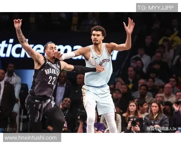 文班亚马首场比赛表现耀眼五次盖帽并成功隔扣字母哥引发热烈讨论