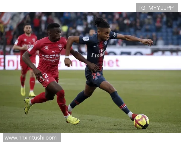 法甲激战马赛迎战尼姆力争主场胜利捍卫荣耀