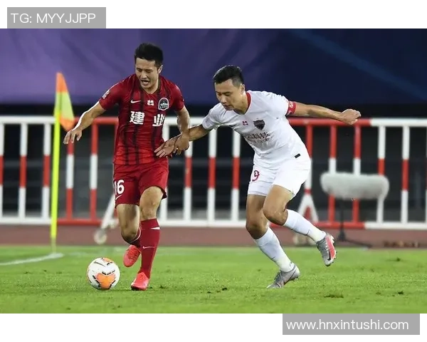 赛后分析：深圳足球队与重庆足球队的战术意识与表现对比